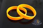 Custom Plastic Bracelets PVC Wristbands Gold Color With Letters 212mm Size