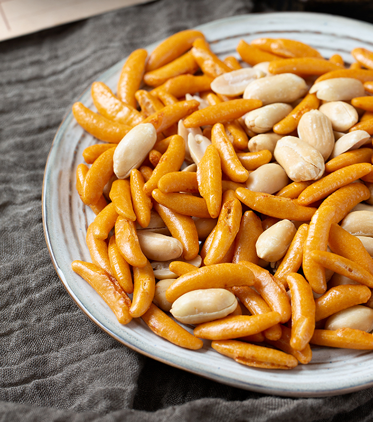 Persimmon Seed Shaped Japanese Rice Crackers Roast Healthy Nut Snack