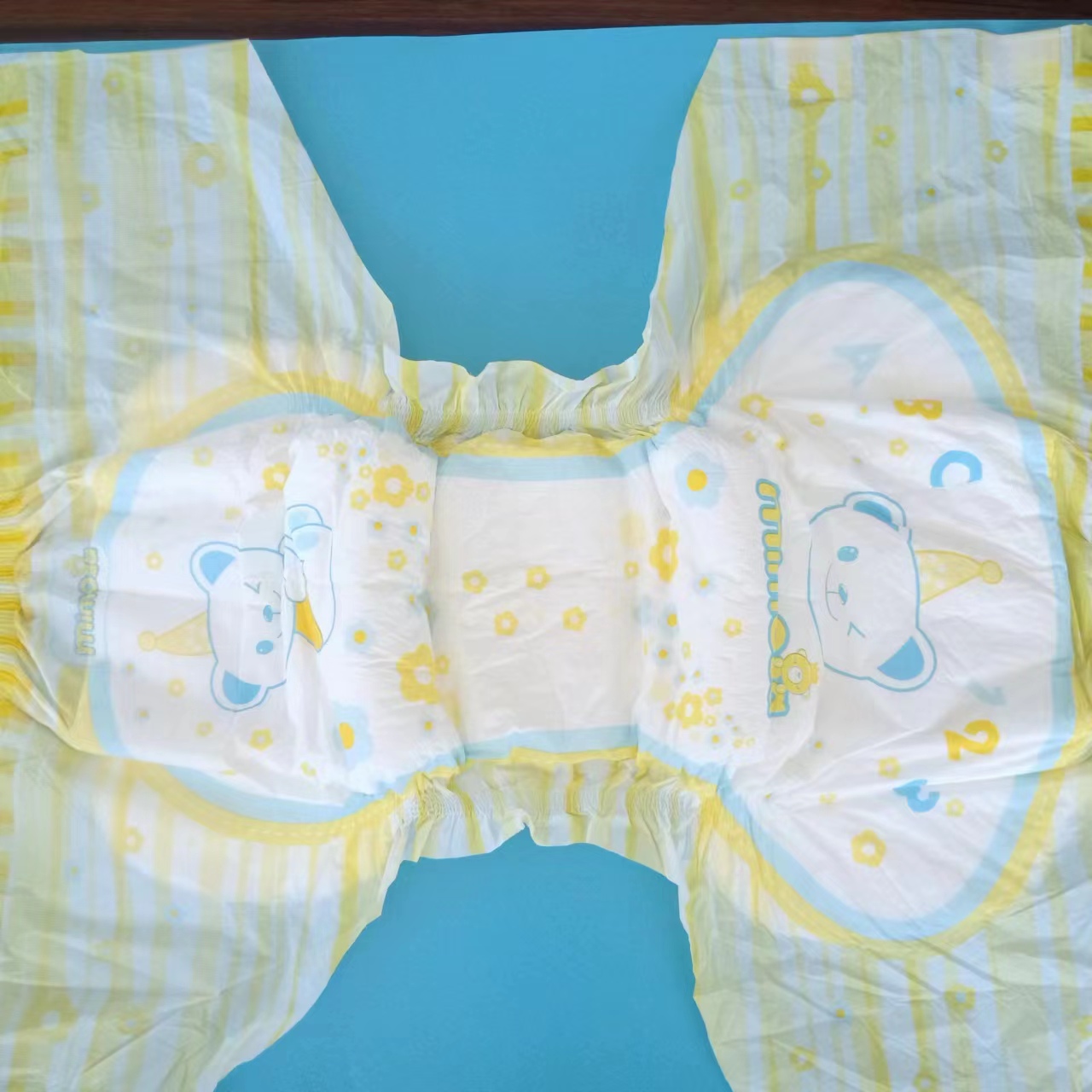 Customized Prints High Absorption Ultra Thick Adult Diaper Soft Breathable Durability