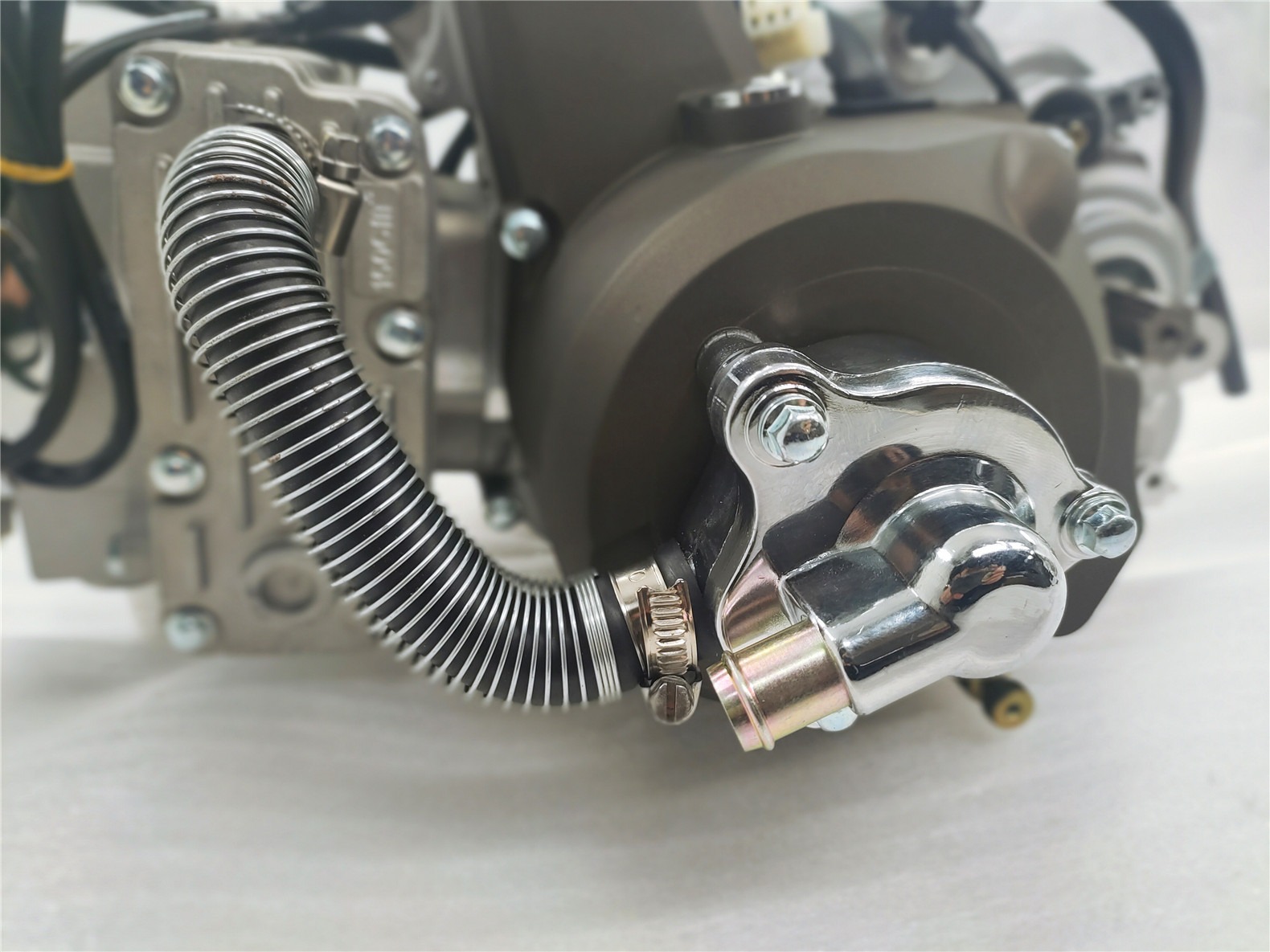 140cc DAYANG Cool Nature Engine Motorcycle Single Cylinder 4 Stroke CDI Ignition