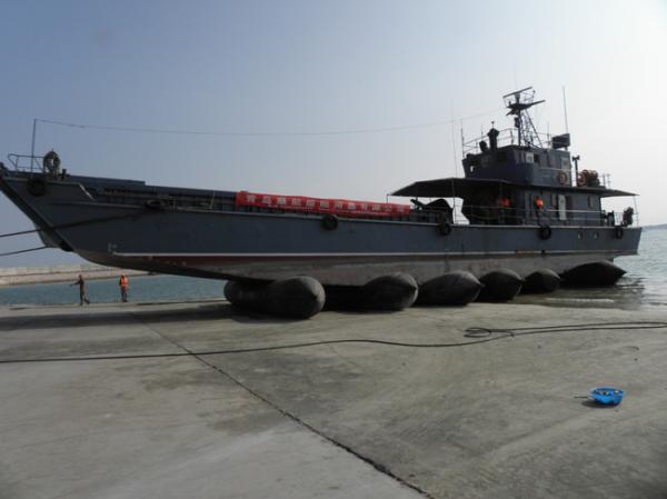 Buy cheap Barge Docking Inflatable Rubber Airbag Marine Lifting Pneumatic Airbag from wholesalers