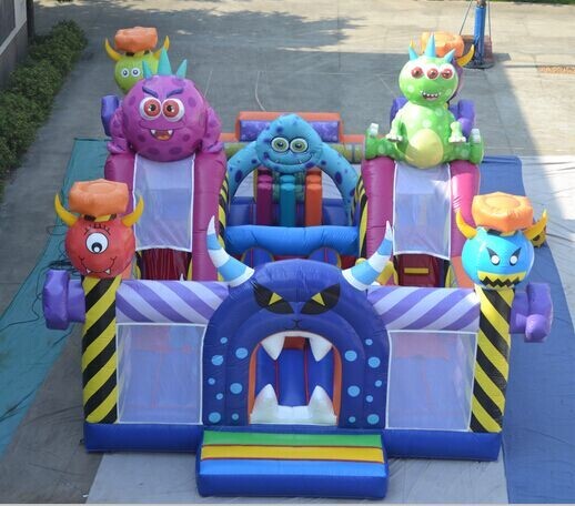 Large Size Outdoor jumping Inflatable Castle WIith Slide Best Selling Top Quality Inflatable Bouncy Castle
