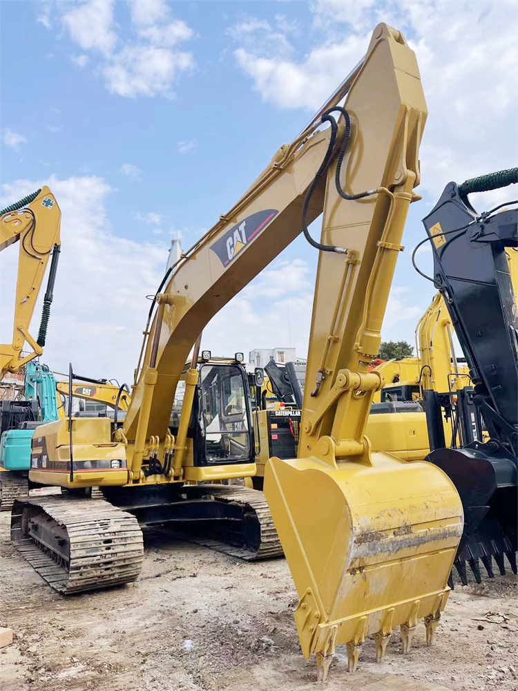 2010 Year 110 kW Japan Made 20 Ton Used CAT 320BL Excavator for Construction Projects