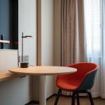 Modern Style Customized Hotel Bedroom Furniture Set King Size 3 Star Source for
