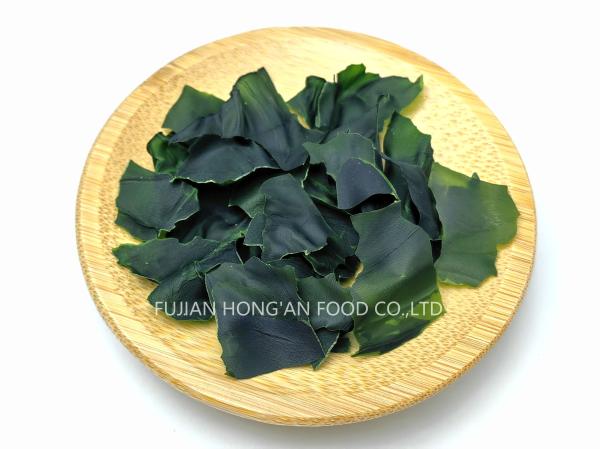 Buy cheap Dried Wakame Dried Seaweed Dehydrated Sea Green Kombu Sprouts Sea Vegetable For Japanese Cuisine from wholesalers