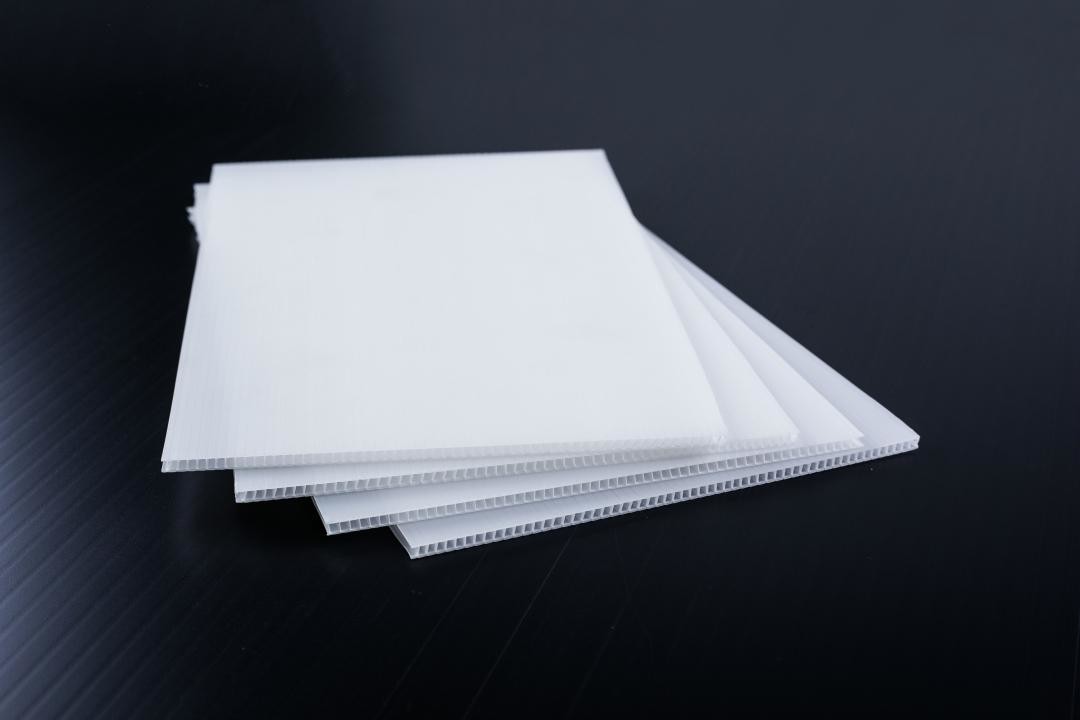 150CM Plastic Polypropylene Hollow Board PP Corrugated Board Anti Pressure Box