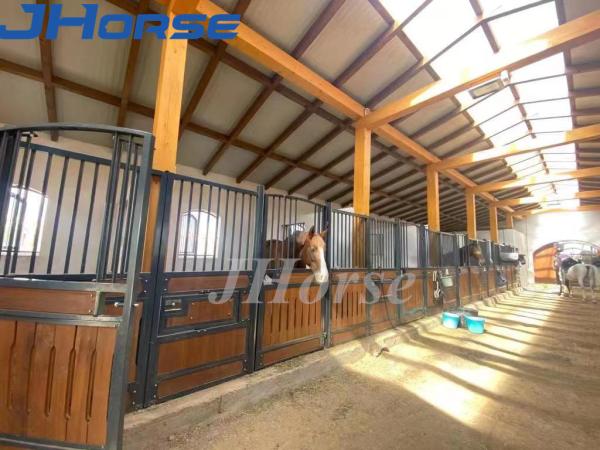Buy cheap Hinged Door Interior Galvanized Horse Stalls 14 Foot Horse Box Stall from wholesalers
