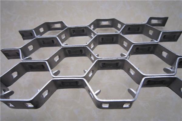 Buy cheap Low Carbon / Stainless Steel Hexmesh Refractory Bending Tech from wholesalers