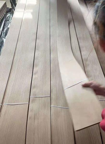 Buy cheap 12% Moisture White Ash Wood Veneer Flat Cut 10cm Width Door Leaf Use from wholesalers