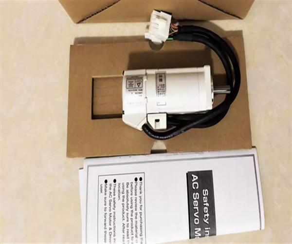 Buy cheap MSMA042A1N Panasonic Industrial Servo Motor A-Series 3000RPM from wholesalers