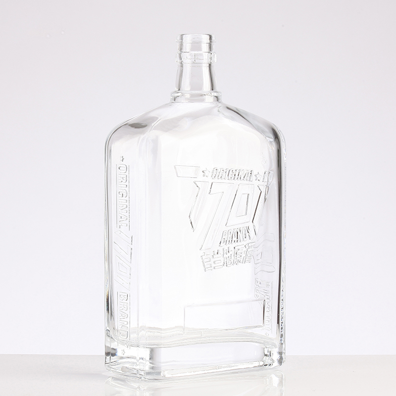 750ml 620g Flint Square Engraved Glass Wine Bottle with Acid Etch Surface Handling