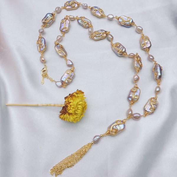 Buy cheap Vintage Copper Natural Baroque Pearl Choker Necklace for Women New Thick Chain Necklace Sweater Natural Pearl Necklace from wholesalers