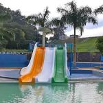 Family Friendly Straight Rainbow Kids Water Slide Colourful Fiberglass