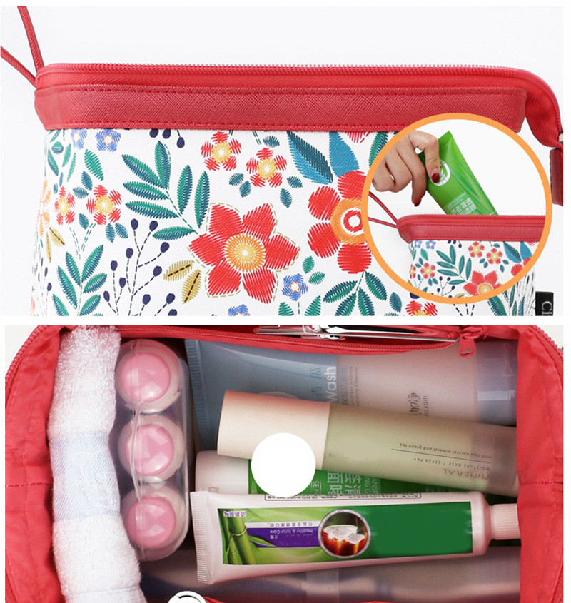 Wholesale Waterproof Vintage Floral Printed Cosmetic Bag Travel