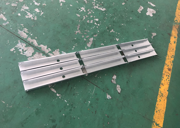 Light Weight Galvanized Coils Stud And Track Roll Forming Machine With Perforation