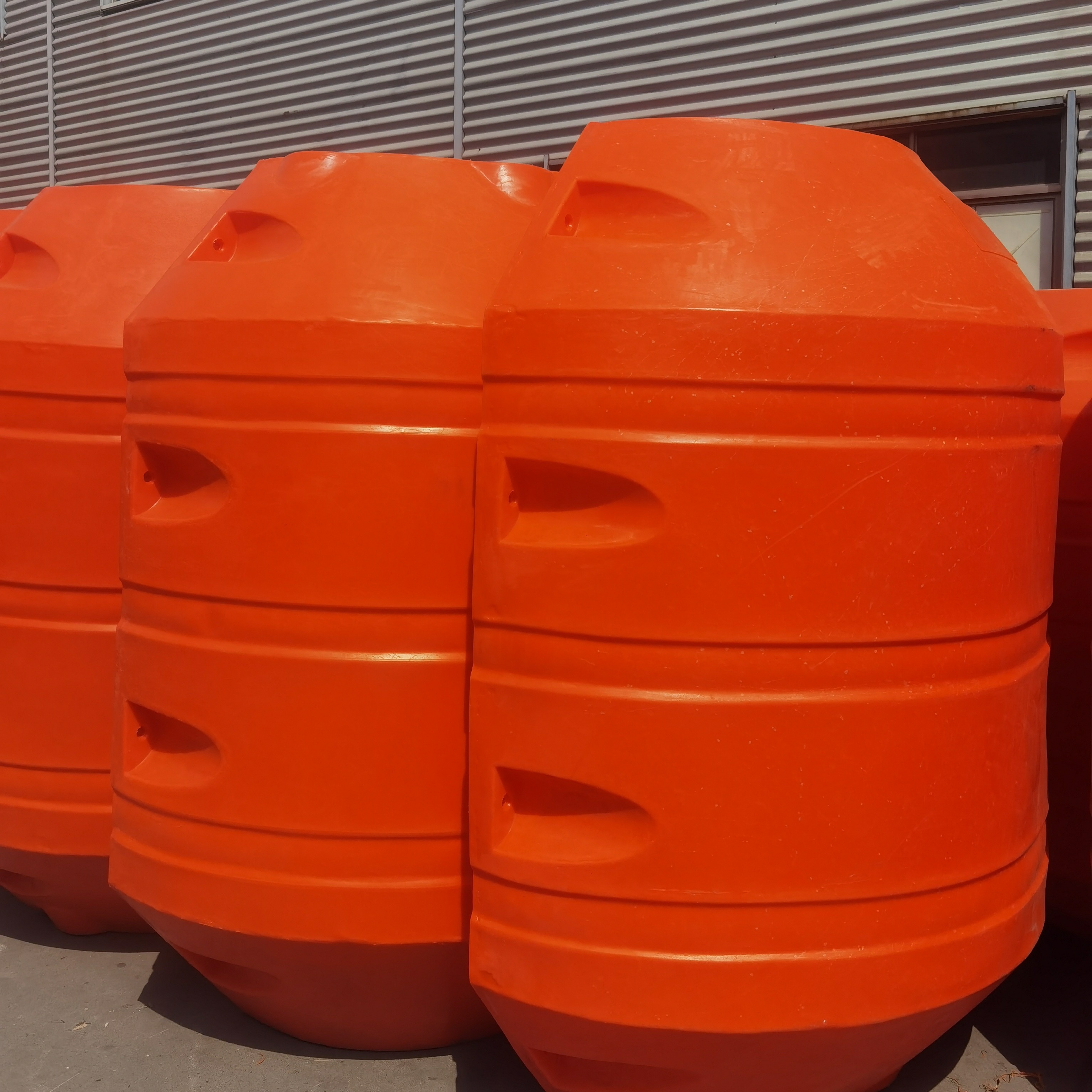 Hot Galvanised Steel Bolts And Nuts HDPE Pipe Floater for Easy Installation and Durable Connection