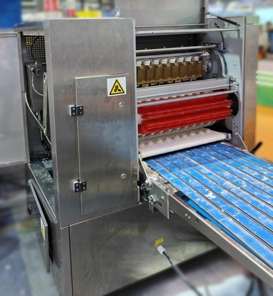 Buy cheap Dough Divider And Rounder With 3000-18000 Pieces/h Dough Weight 28-130 Gram from wholesalers