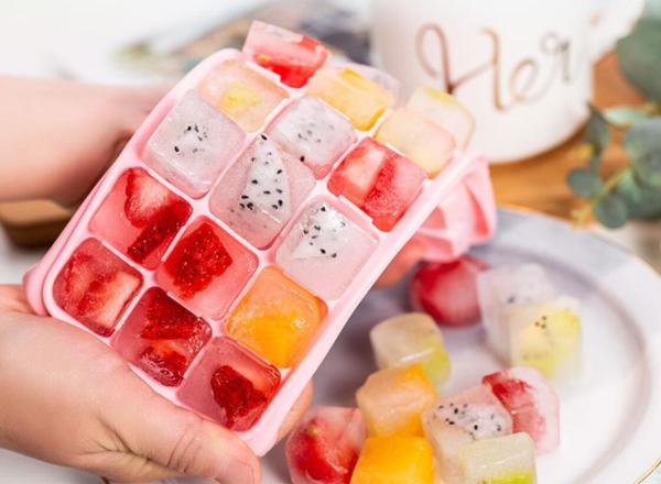 Buy cheap Food Grade Silicone Rubber Ice Cube Trays With Silicone Cover Easy Release from wholesalers