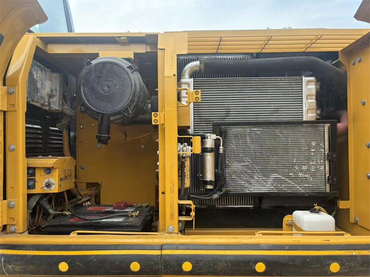 Good Condition Japan Original 20 Ton Used Caterpillar Cat 320D Hydraulic Crawler Excavator