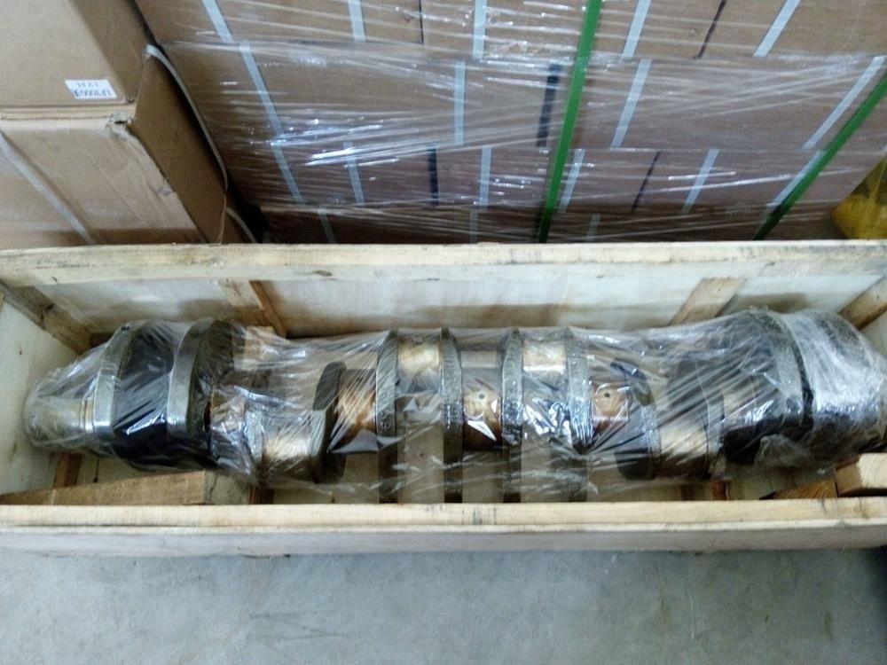 Auto Spare Parts Crankshaft For HINO EK100 EK100T Crank Shaft 13400-1032 13400-1035