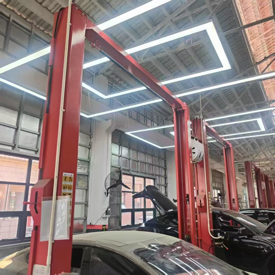 T240M-1 Reliable 2 Post Auto Lift for Tire / Brake / Suspension