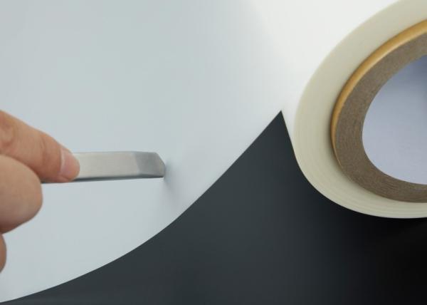 24K Platinum-Grade Metalized PET Film (Ra 0.08μm) with Cross-Linked Thermal