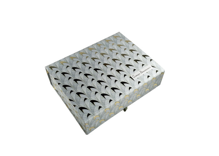 Exquisite Flat Recycled Collapsible Gift Boxes , Rigid Cardboard Gift Boxes