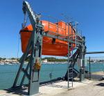 SOLAS 25 Person Capacity Fiberglass Totally Enclosed Lifeboat 5-12m for Marine