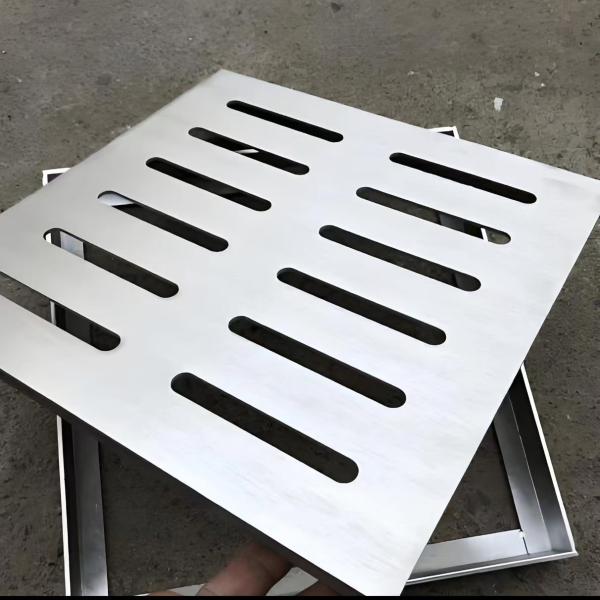 Buy cheap Modern Bright Surface 40mm Height Aluminum Bar Grating 900mm from wholesalers