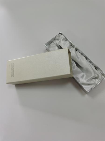 Buy cheap Kraft Paper Box Die Cut Pantone Holographic Rigid Folding Gift Box from wholesalers