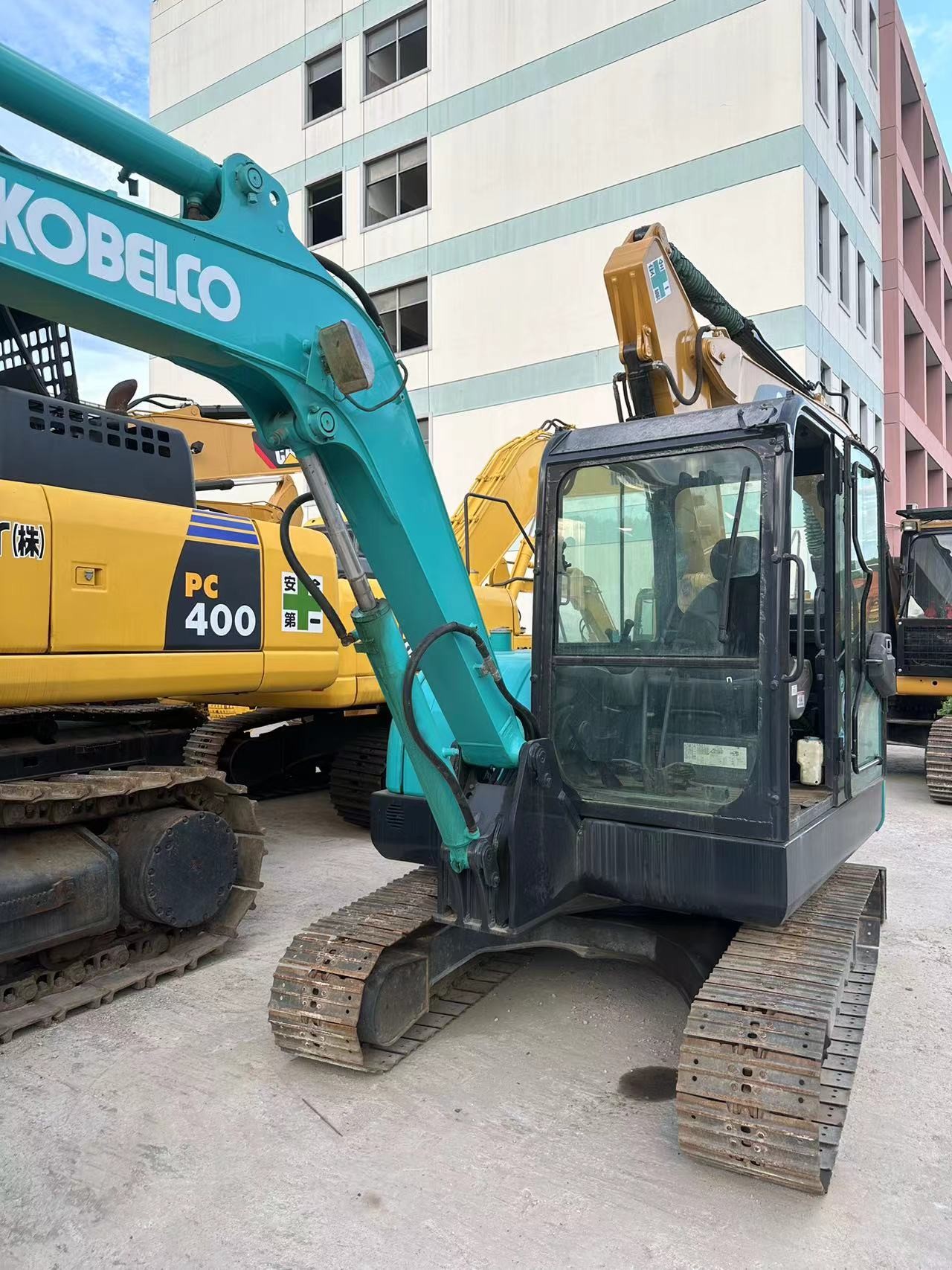 6ton 35.5kw Used Kobelco Excavators Kobelco Sk60 Excavators Bucket Capacity 0.22m3