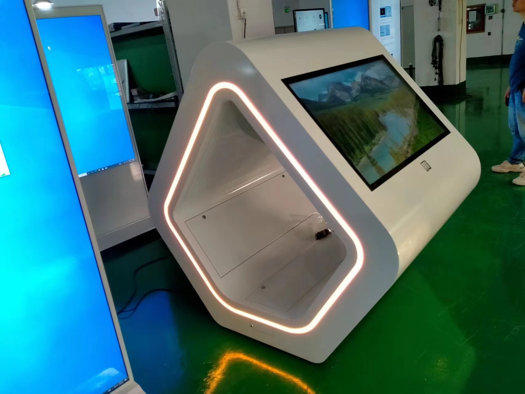 Buy cheap Win10 Linux 55inch Interactive Digital Kiosk Customized Cube Design from wholesalers