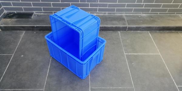 Virgin Plastic Stacking Boxes Lids Option Transportation Storage Color