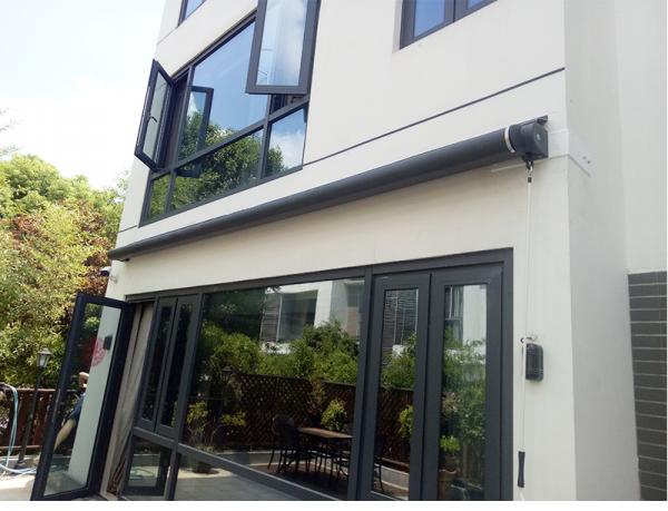 Retractable Full Cassette Electric Awning With Remote Control LED Light