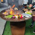 ISO9001 Corten Steel BBQ Grill 500mm Steel Fire Pit BBQ Rusty Red