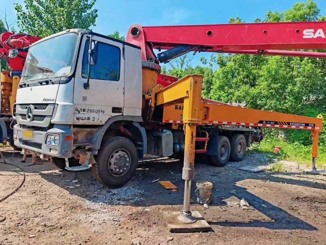 2013 Good Quality 37m Concrete Pump Truck Pump on 3 Axles with 4 Section Boom on Mercedes-Benz Chassis