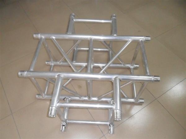Buy cheap Spigot Square Four Sides Stage Coupler For Aluminum Stage Truss Connect from wholesalers