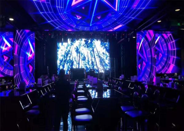 Buy cheap Full Color Flexible Epistar 4x8 P4 Indoor Led Display from wholesalers