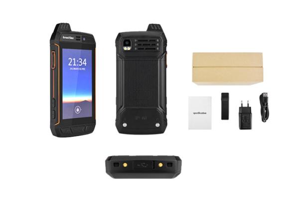 Buy cheap WCDMA Touch Screen 2W 4G Two Way Radios Walkie Talkie from wholesalers