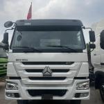 Sinotruk Howo Dump Truck 371hp 6x4 12r20 Euro 3 Lhd with 300L Fuel Tanker