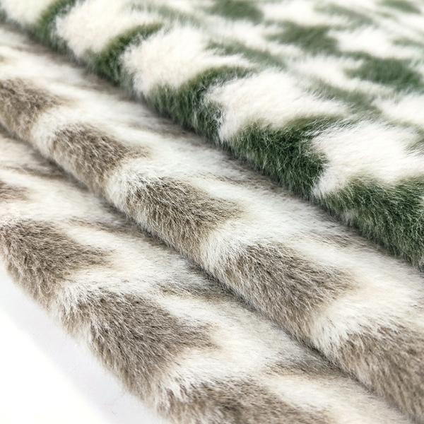 Buy cheap 100% Polyester Patterned Faux Fur Fabric 380gsm 288F from wholesalers