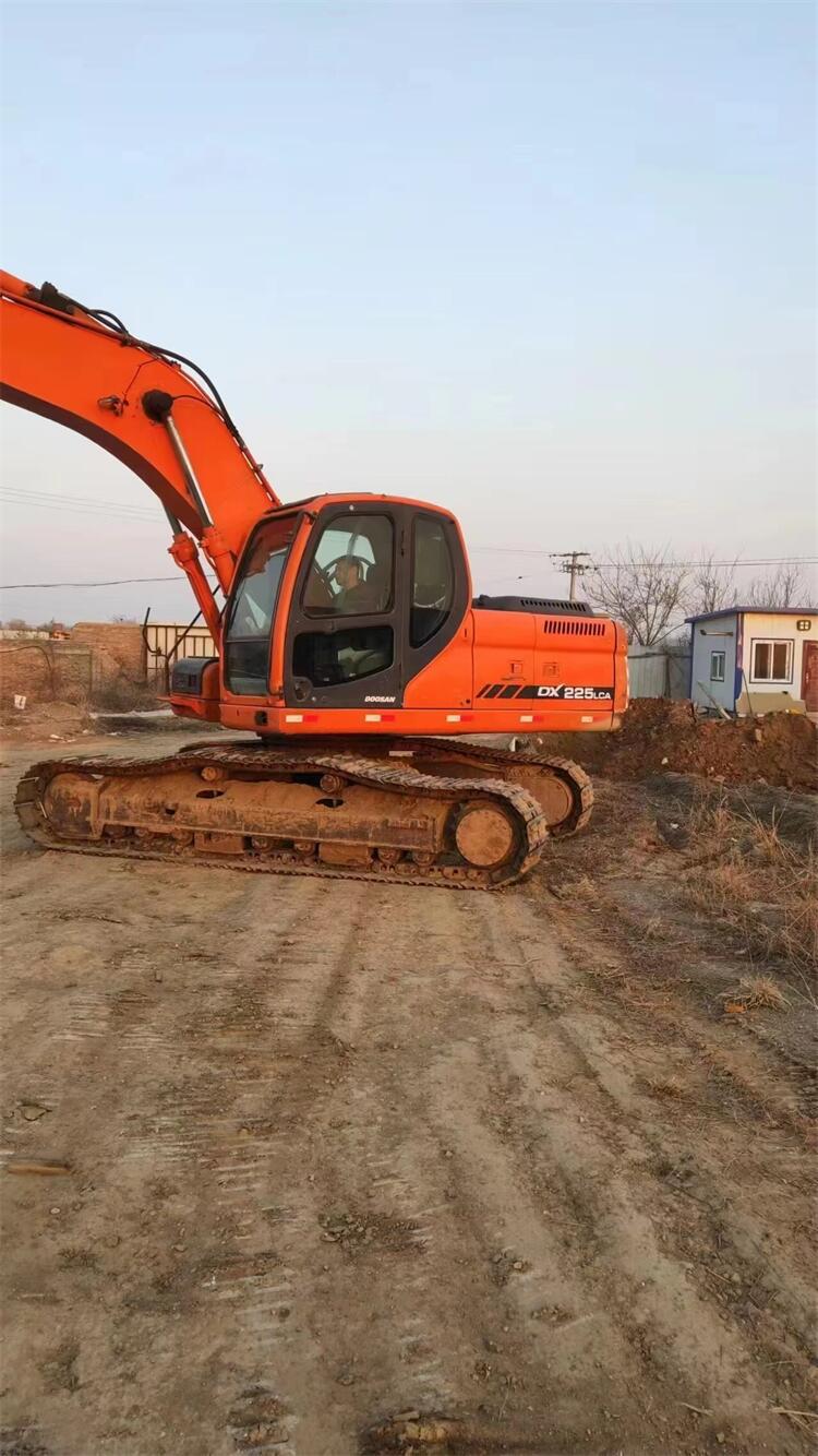 Original DOOSAN DX225LC DX225 225LCA Excavator Used Doosan Crawler Excavators Dx225lc