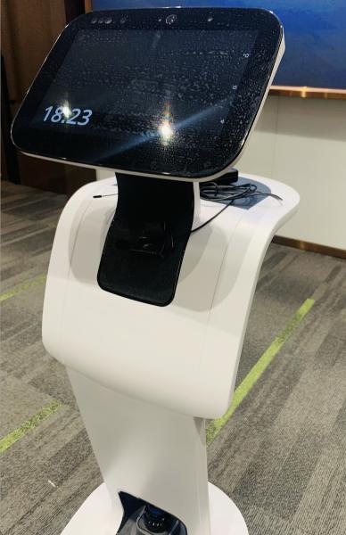 Speak Sing Smart Service Robot 101H X 43W X 52 Entertainment White Delivery