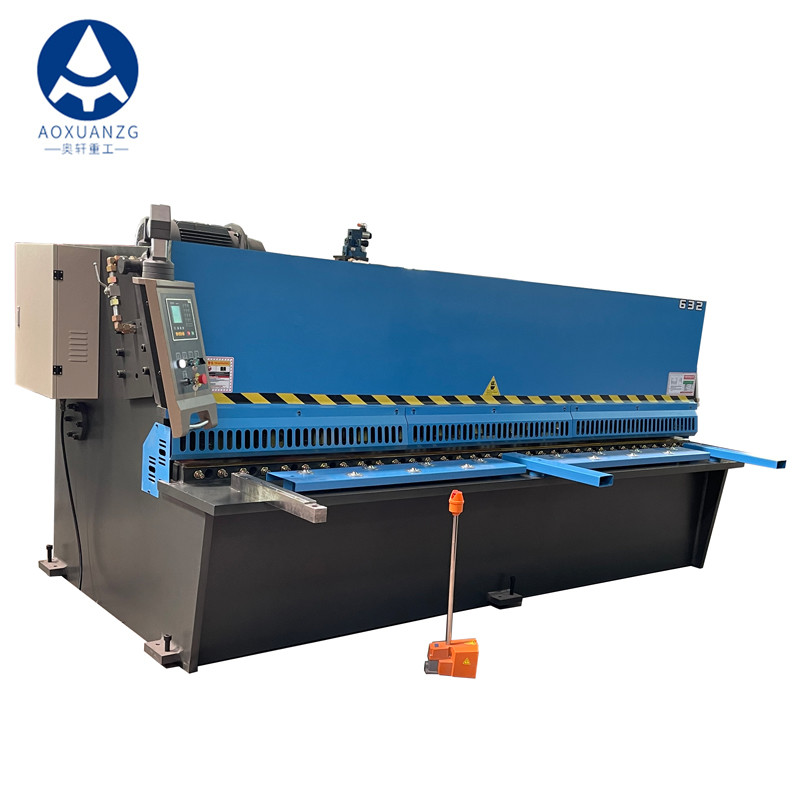 CNC Hydraulic Swing Shearing Machine 3200mm Cutting Width E21S Blade Adjustment
