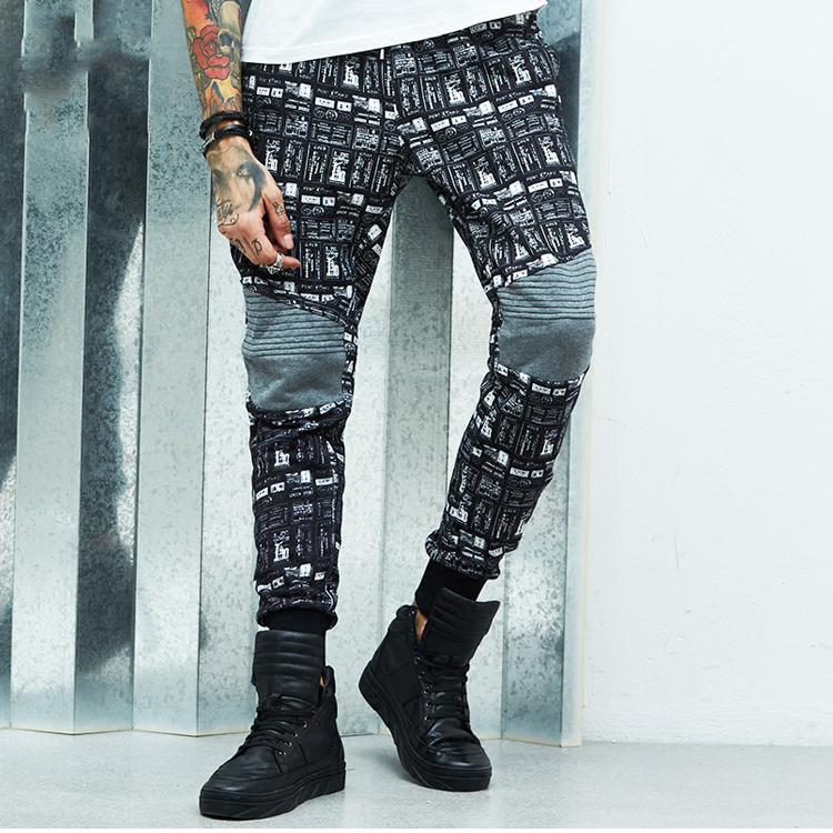 Skinny Mens Leisure Pants Streetwear , Cool Design Tight Fit Track Pants
