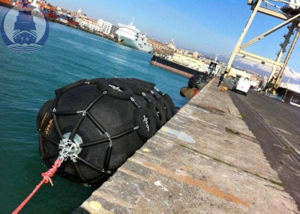 Buy cheap Industrial Marine Boat Pneumatic Rubber Fenders , Sea Guard Inflatable Rubber Fenders from wholesalers