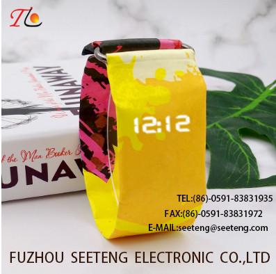 2018 new and hot colorful silicone led / digital gift watch for promotion