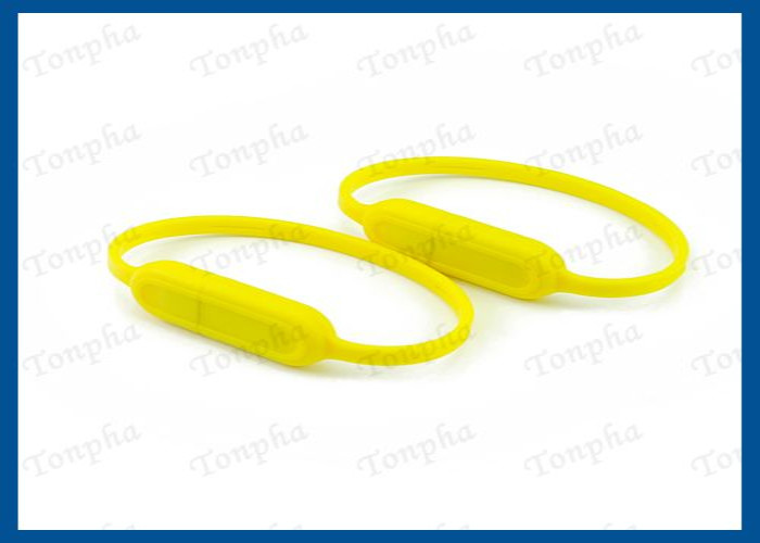 Promotional Thin Wristband Flash Drive Convenient Carrying Silicone Material