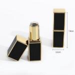 Luxury Lip Balm Plastic Tube Custom Lipstick Tubes Plastic Packaging For 5ML