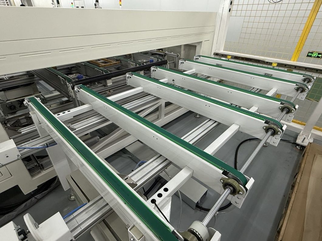 X-Solar Automatic and Accurate Glass Loading Machine